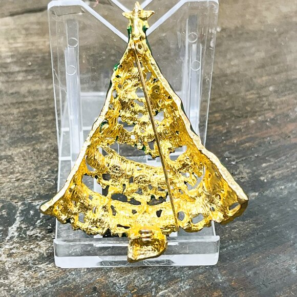 Vintage Beautiful Gold Tone and Rhinestone Jeweled Christmas Tree Brooch - Picture 7 of 9